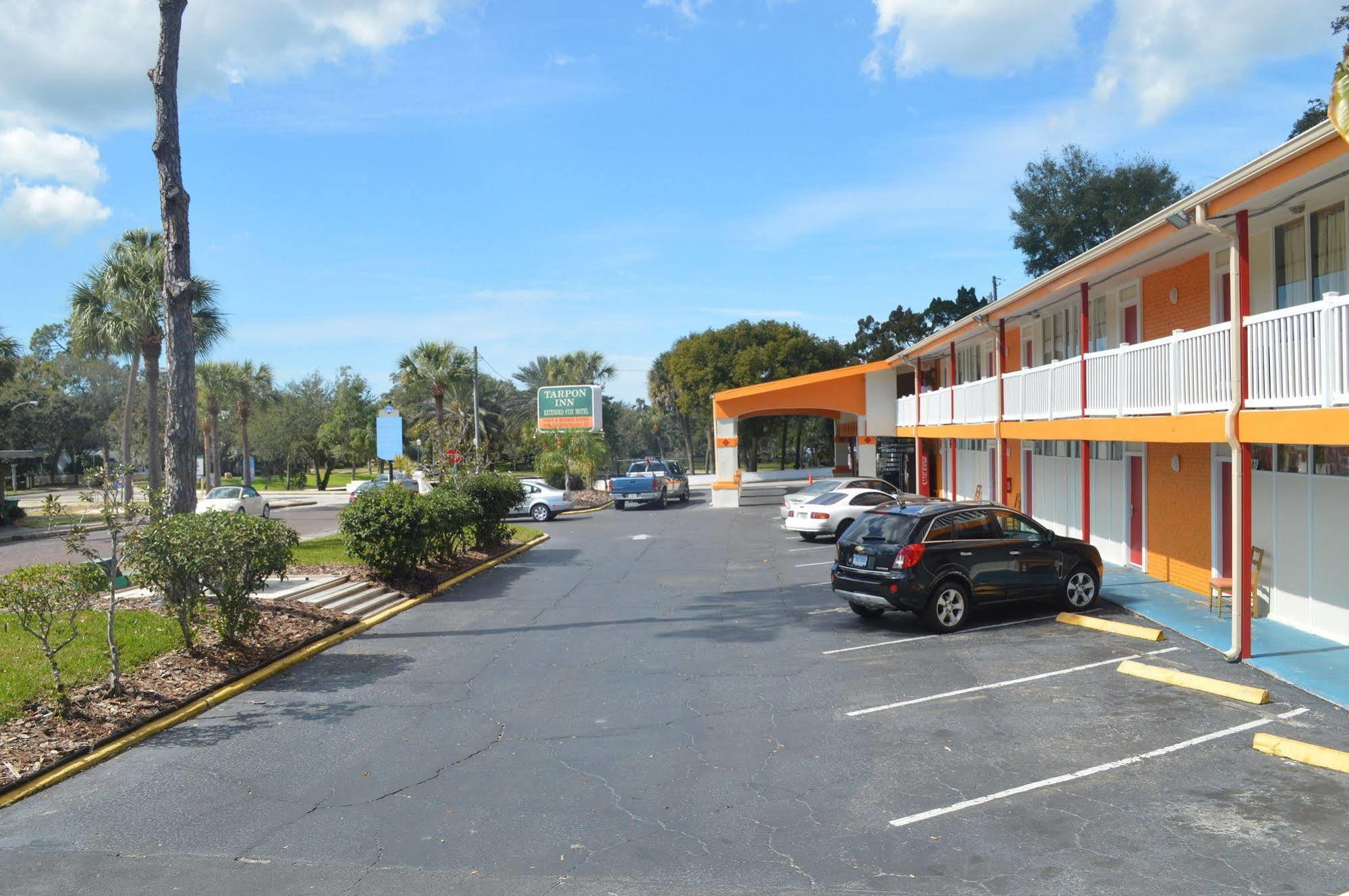 Tarpon Inn Tarpon Springs Buitenkant foto